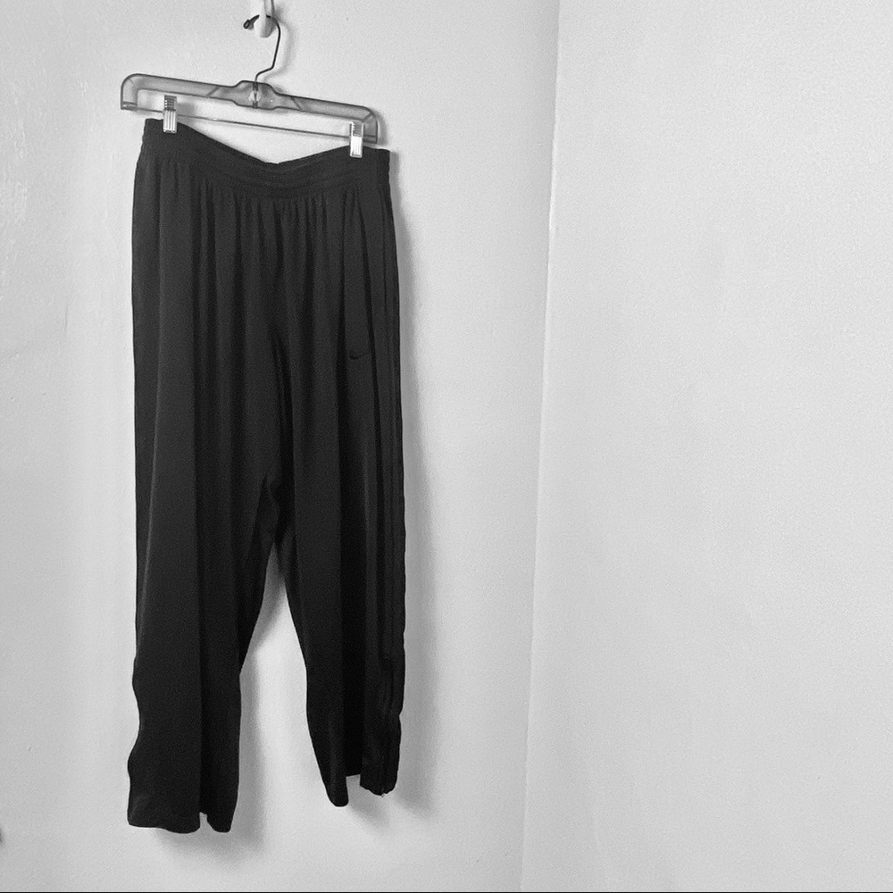 Nike  Men Athletic Pants Charcoal Gray Sz L